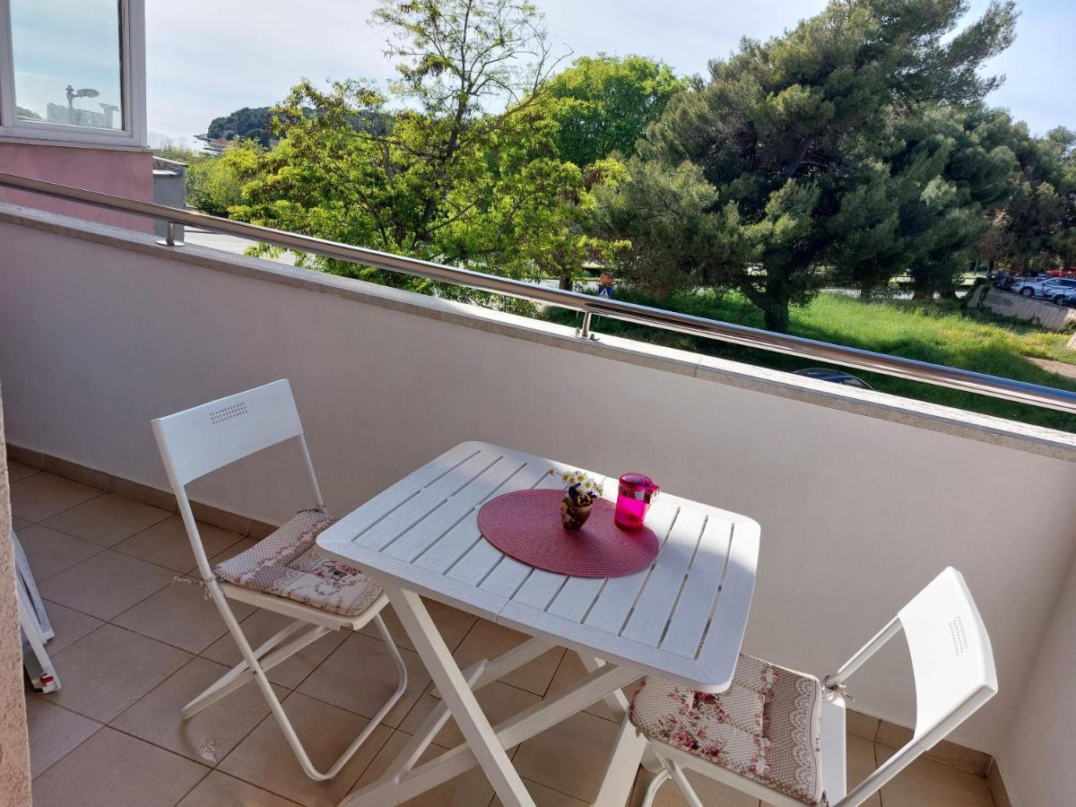 Apartman Suzy Pula Luaran gambar