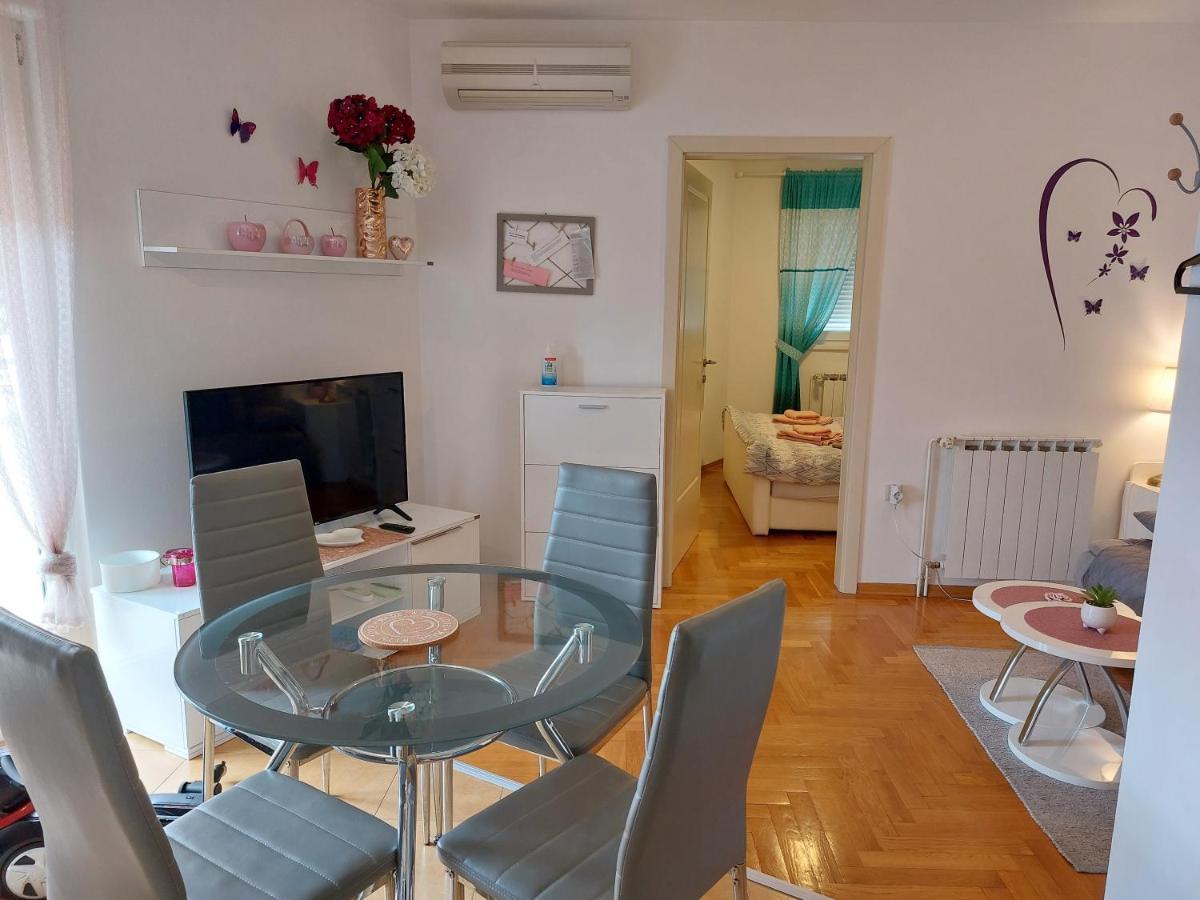 Apartman Suzy Pula Luaran gambar